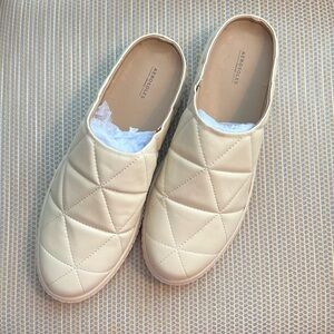 🆕 Item Aerosoles Mules